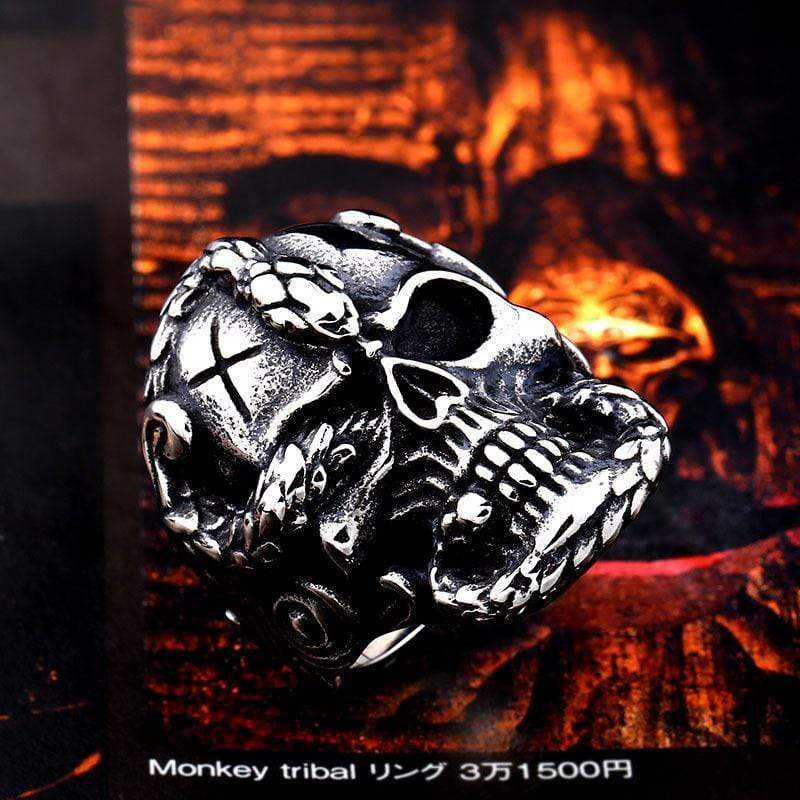 Men's Gothic Punk Skull Ring - Image 4