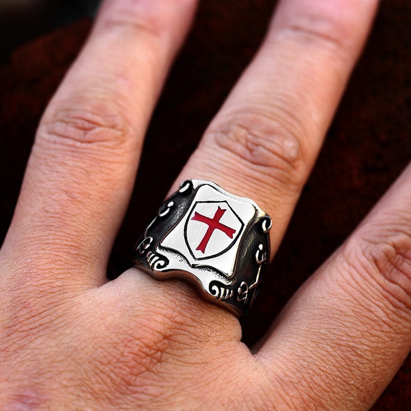 Men's Punk Cross Shield Ring - Image 4
