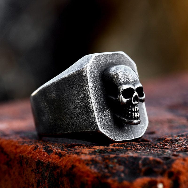 Men's Punk Distressed Skull Ring - Image 5