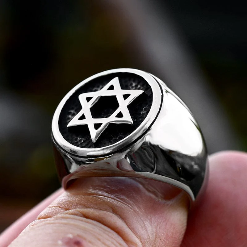 Men's Punk Hollowed Star Ring - Image 5