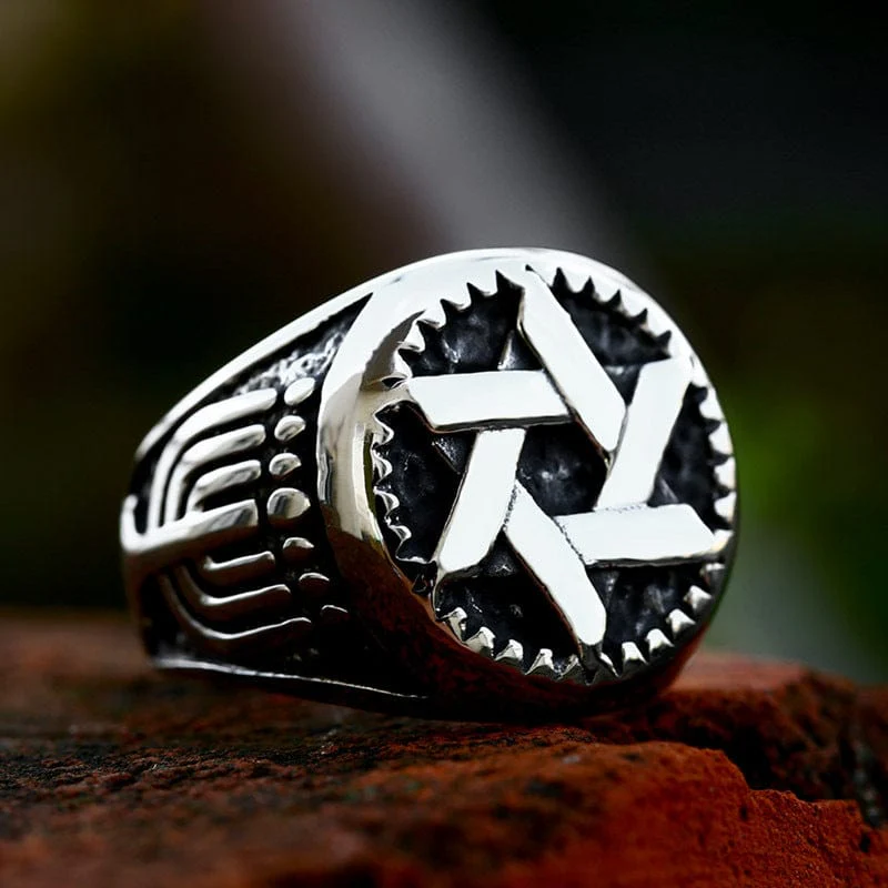 Men's Punk Hollowed Star Waved Ring - Image 3