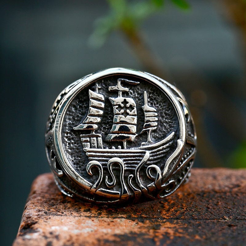 Men's Punk Sailboat Ring - Image 3