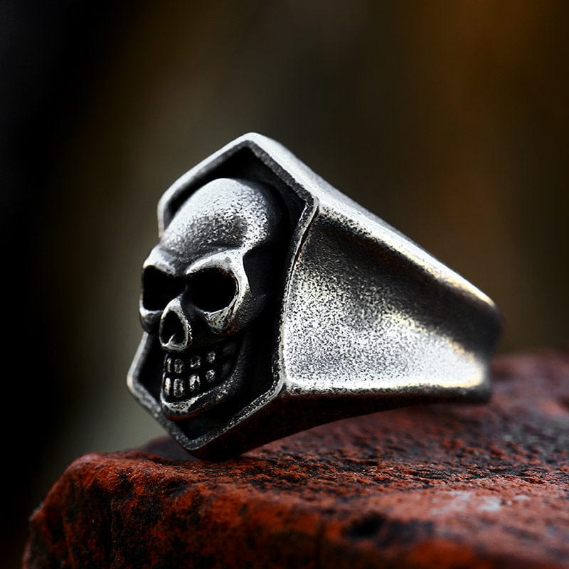 Men's Punk Skull Distressed Ring - Image 3