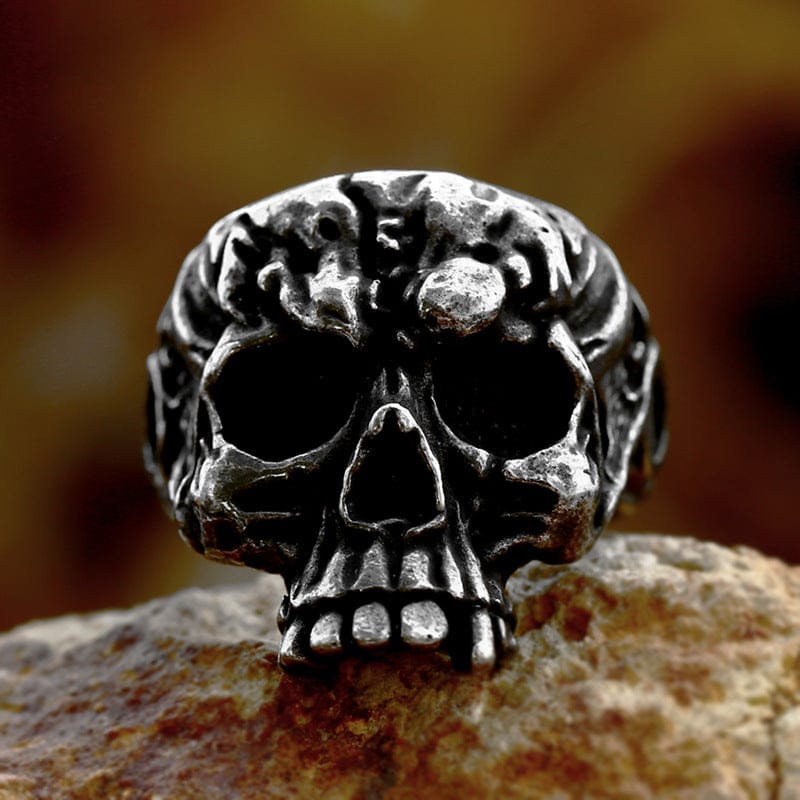 Men's Punk Skull Ring - Image 3