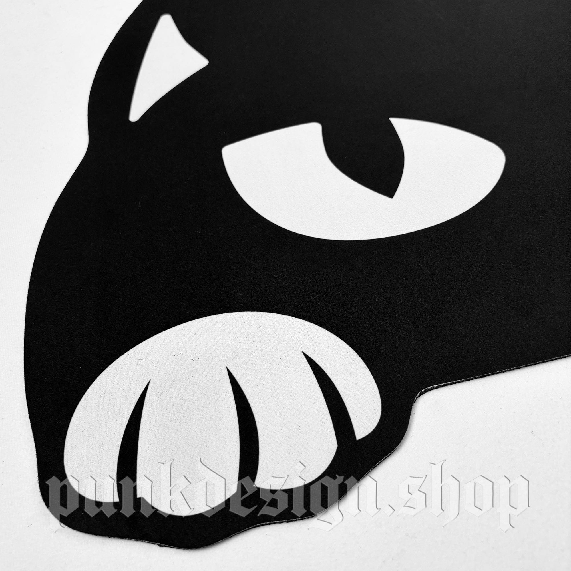 Pet's Gothic Litter Mat Feeding Mat - Image 6