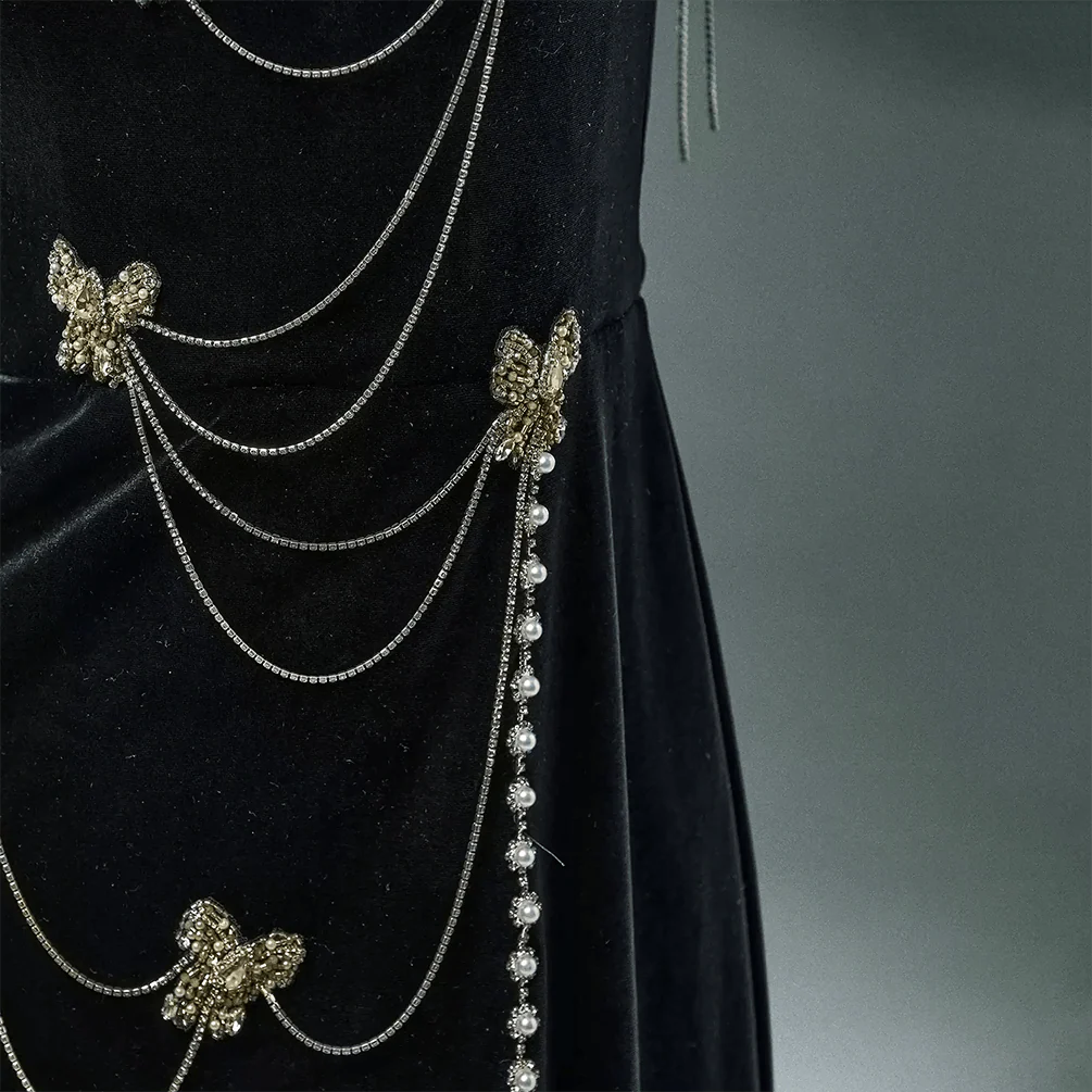 Women's Custom-made Vintage Gothic Butterfly Pearl Chain Slip Gown Wedding Dress - Image 5