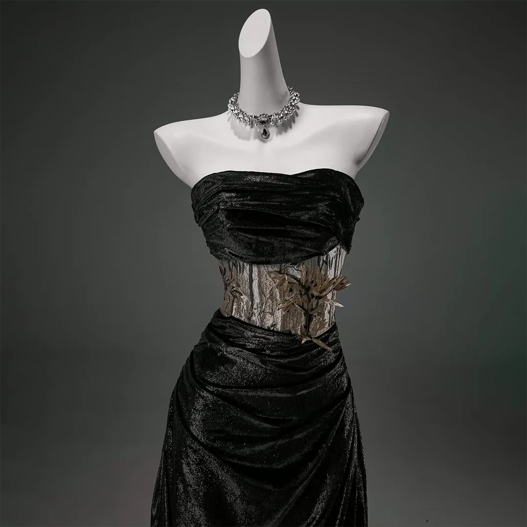 Women's Custom-made Vintage Gothic Lucky Bamboo Off Shoulder Strapless Velvet Gown Wedding Dress - Image 4