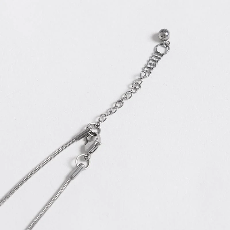 Women's Cyberpunk Weird Alien-Core Crying Robot Necklace - Image 9