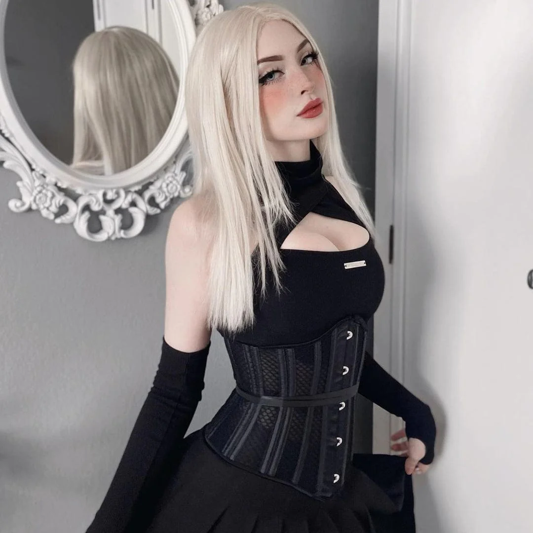 Women's Gothic 26 Steel Boned Mesh Underbust Corsets - Image 2
