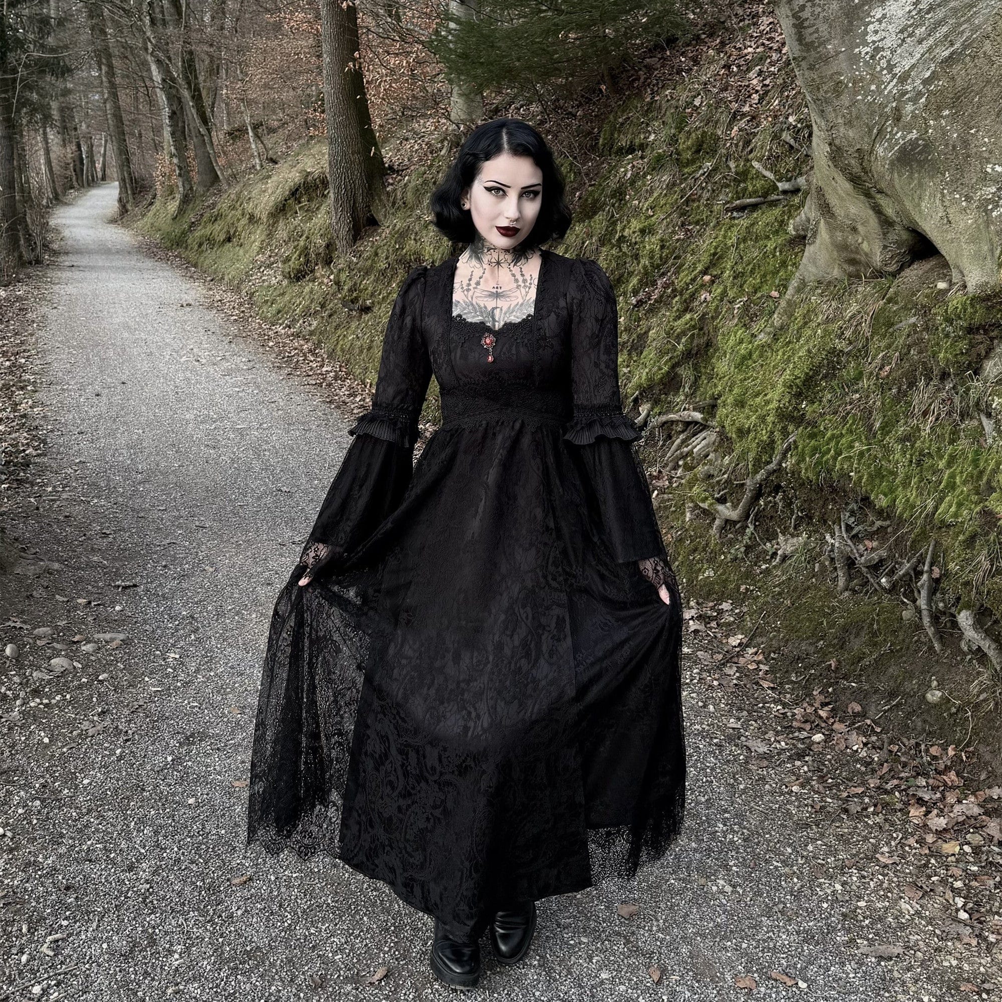 Women’s Gothic Floral Embroidered Lace Splice Wedding Dress - Image 8