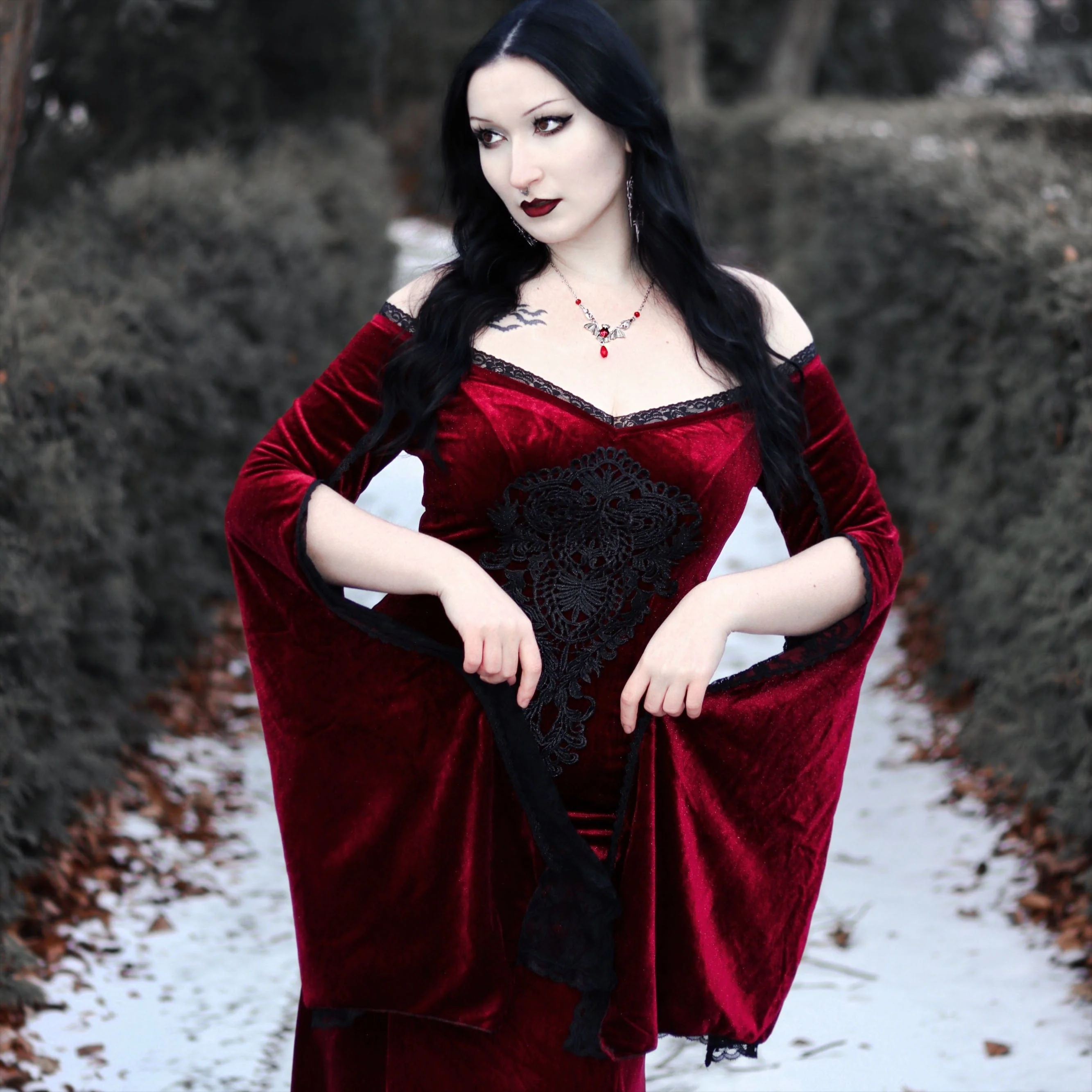 Women's Gothic Floral Embroidered Lace Splice Velvet Wedding Dress - Image 5