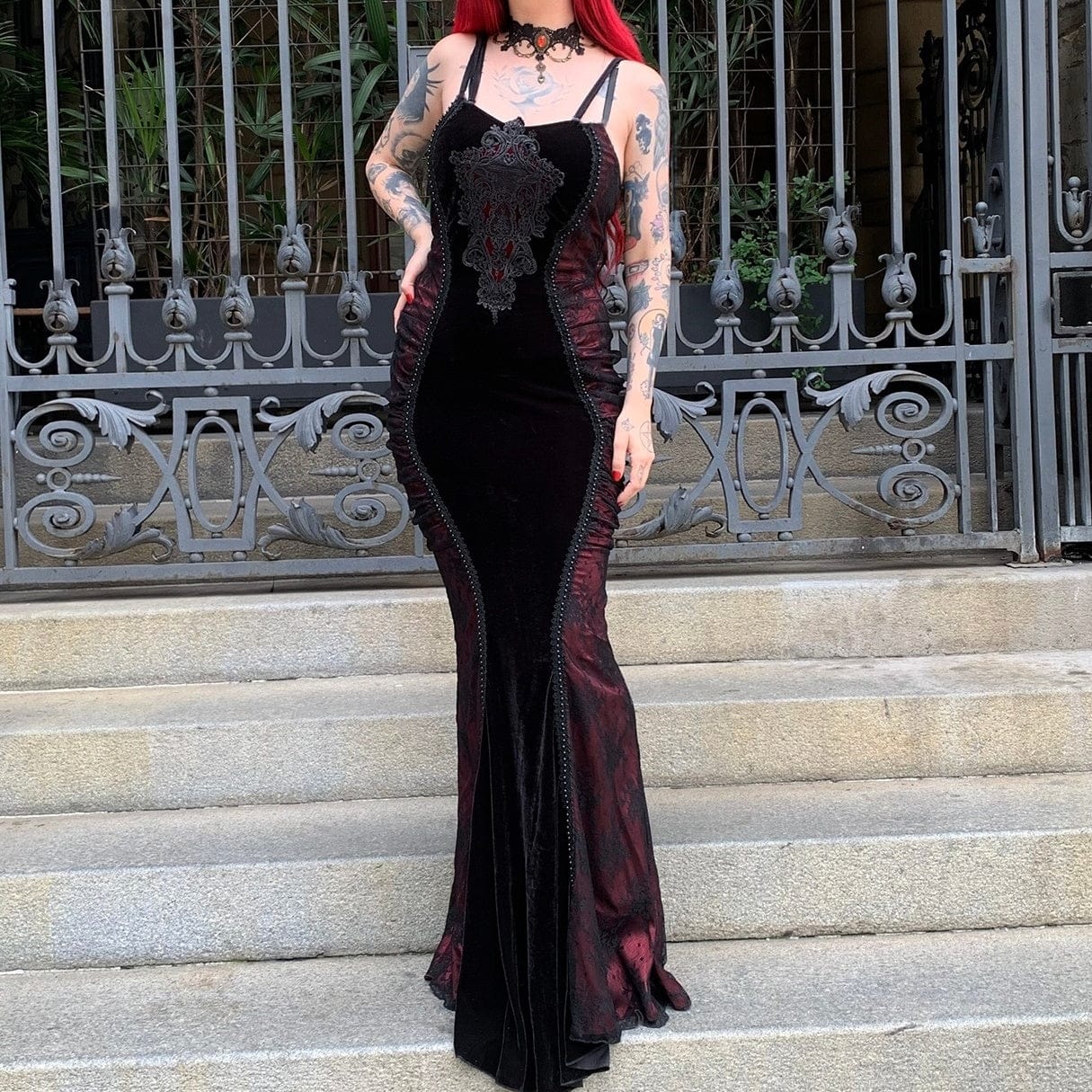 Women's Gothic Floral Embroidered Ruched Fishtail Wedding Dress - Image 6