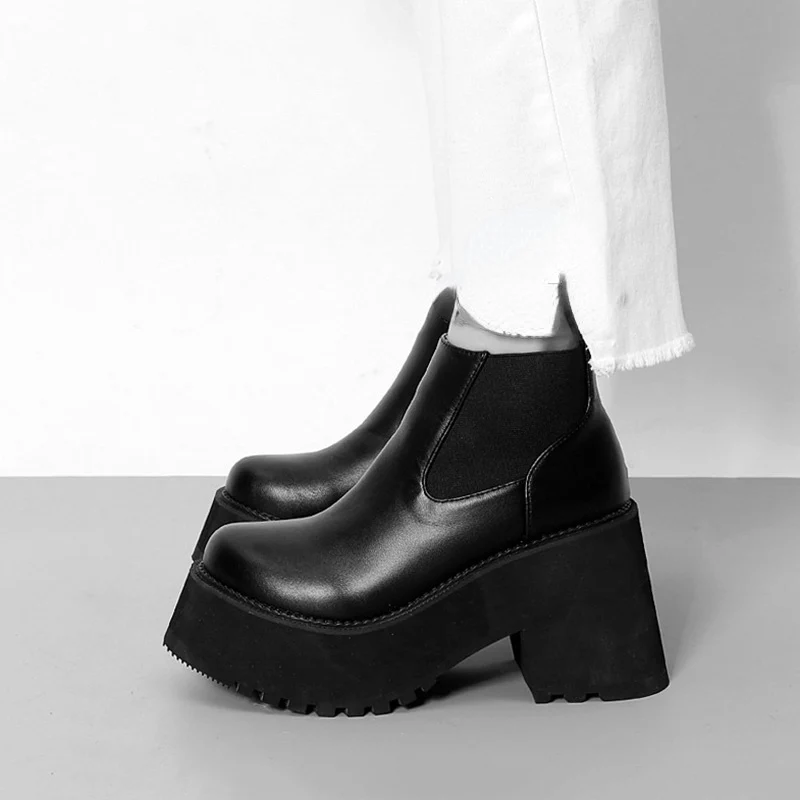 Women's Gothic Punk Platform Ankle Chelsea Boots - Image 2