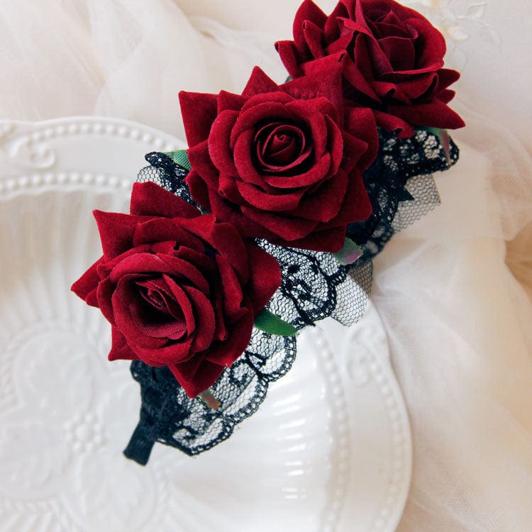 Women's Gothic Rose Lace Bridal Headpiece - Image 5
