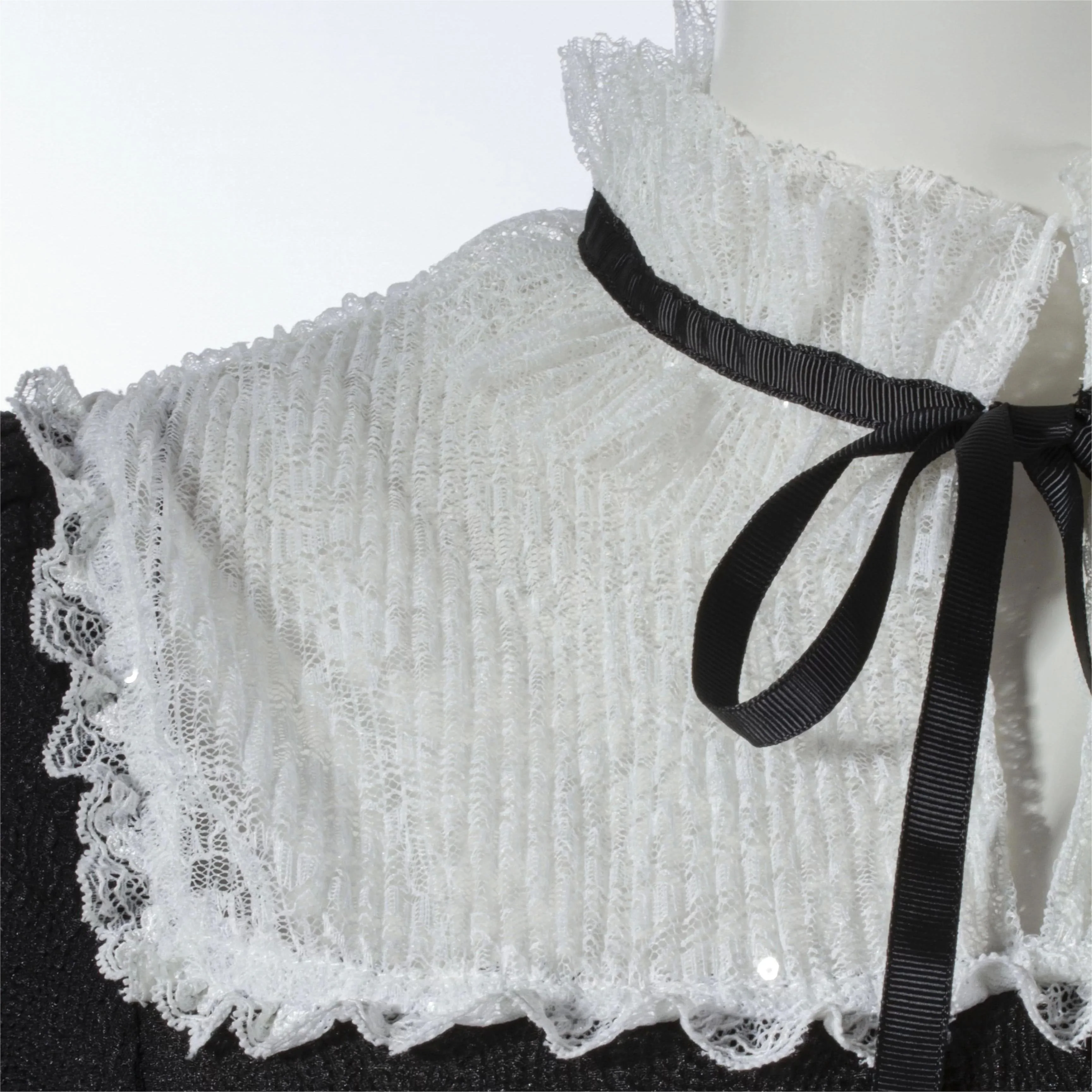 Women's Gothic Stand Collar Lace Splice Dress - Image 6