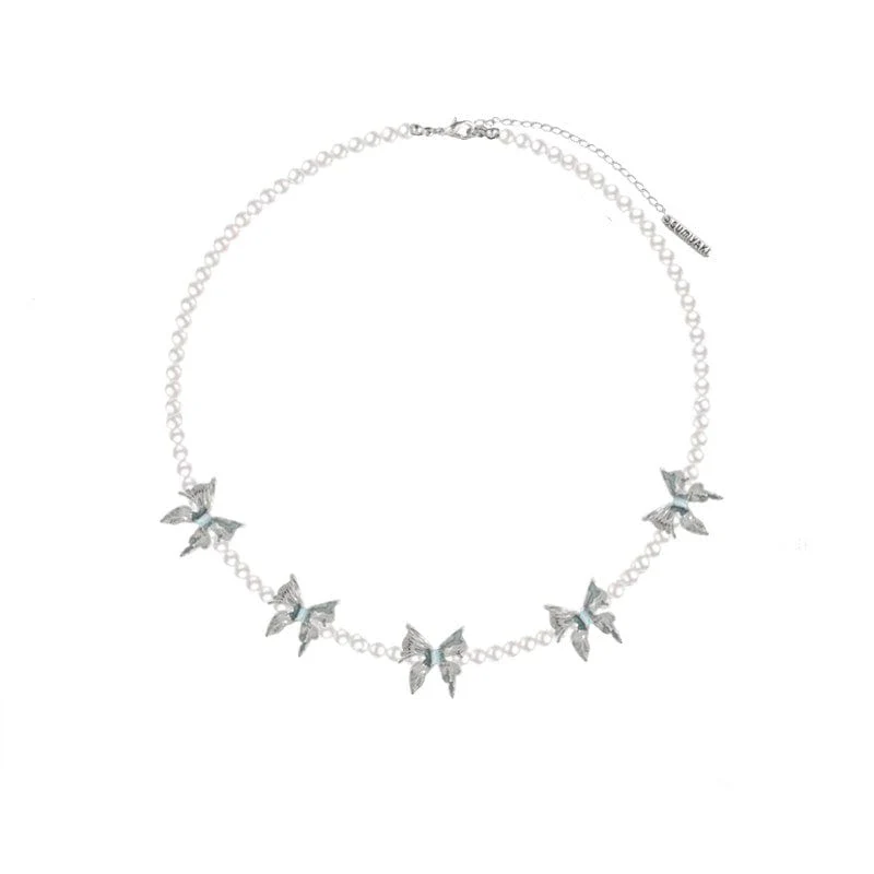 Women's Grunge Butterfly Pearl Necklace - Image 3