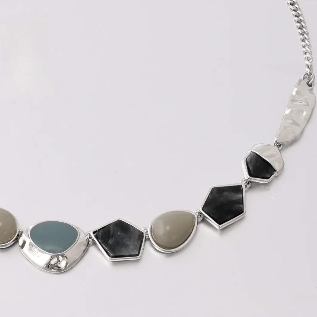 Women's Grunge Star Rhinestone Necklace - Image 6