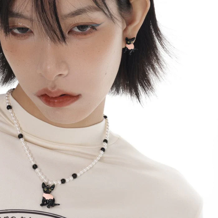 Women's Grunge Pink Cat Necklace - Image 2