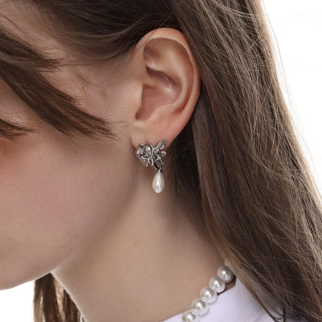 Women's Lolita Rose Pearl Earrings