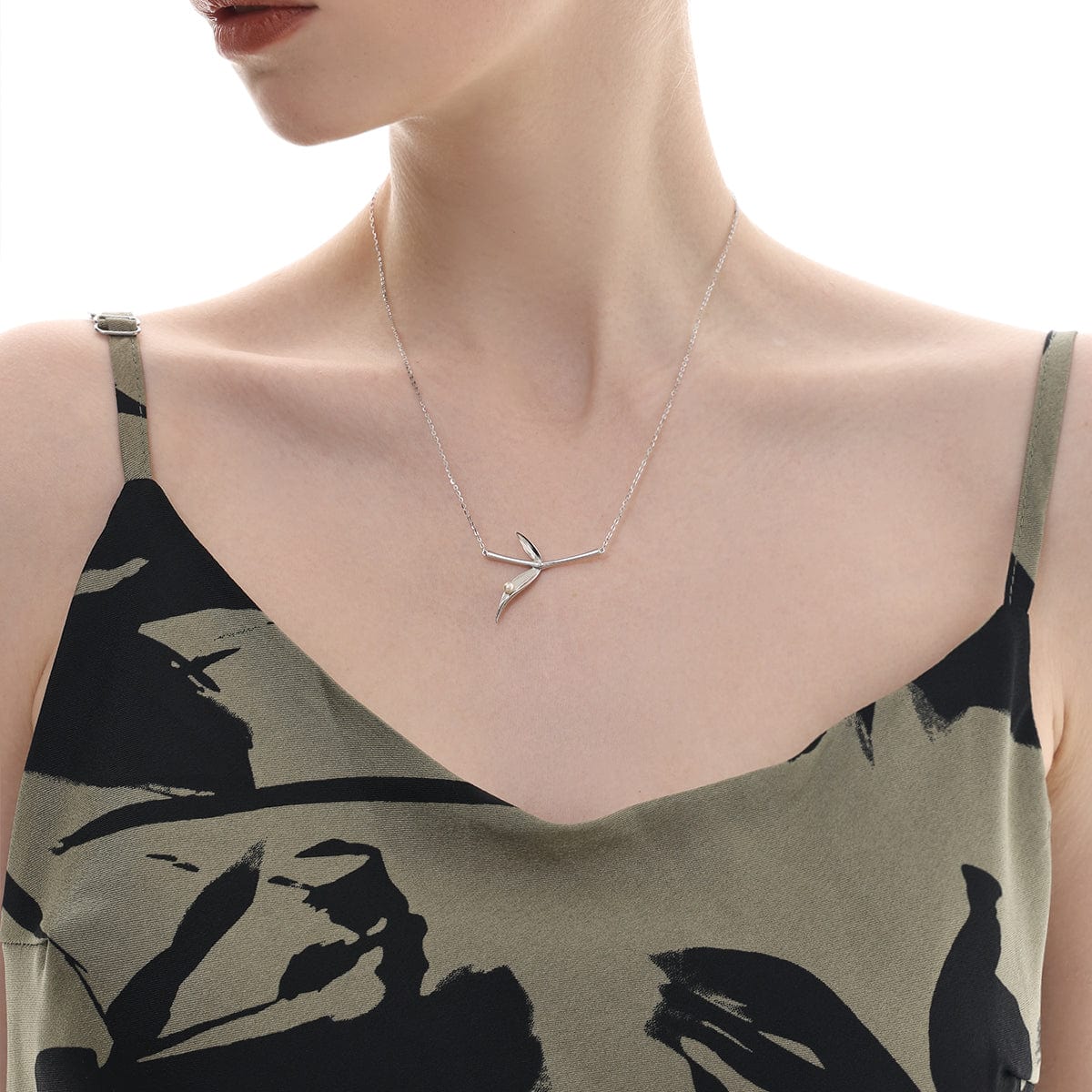 Women's Punk Bamboo Leaf Necklace - Image 3