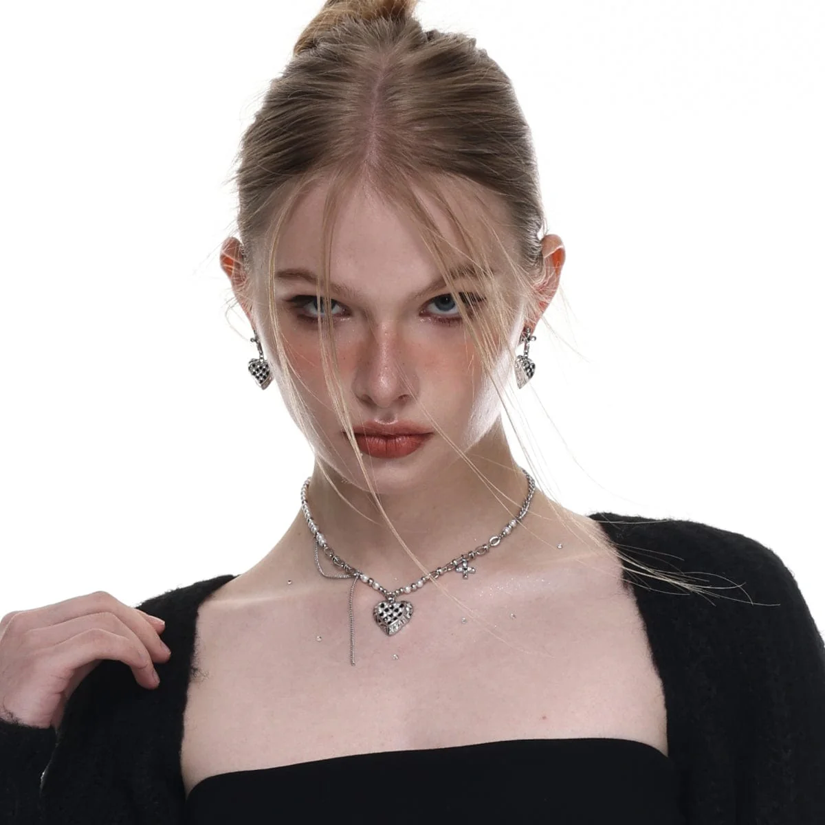 Women's Punk Cross Heart Earrings - Image 4