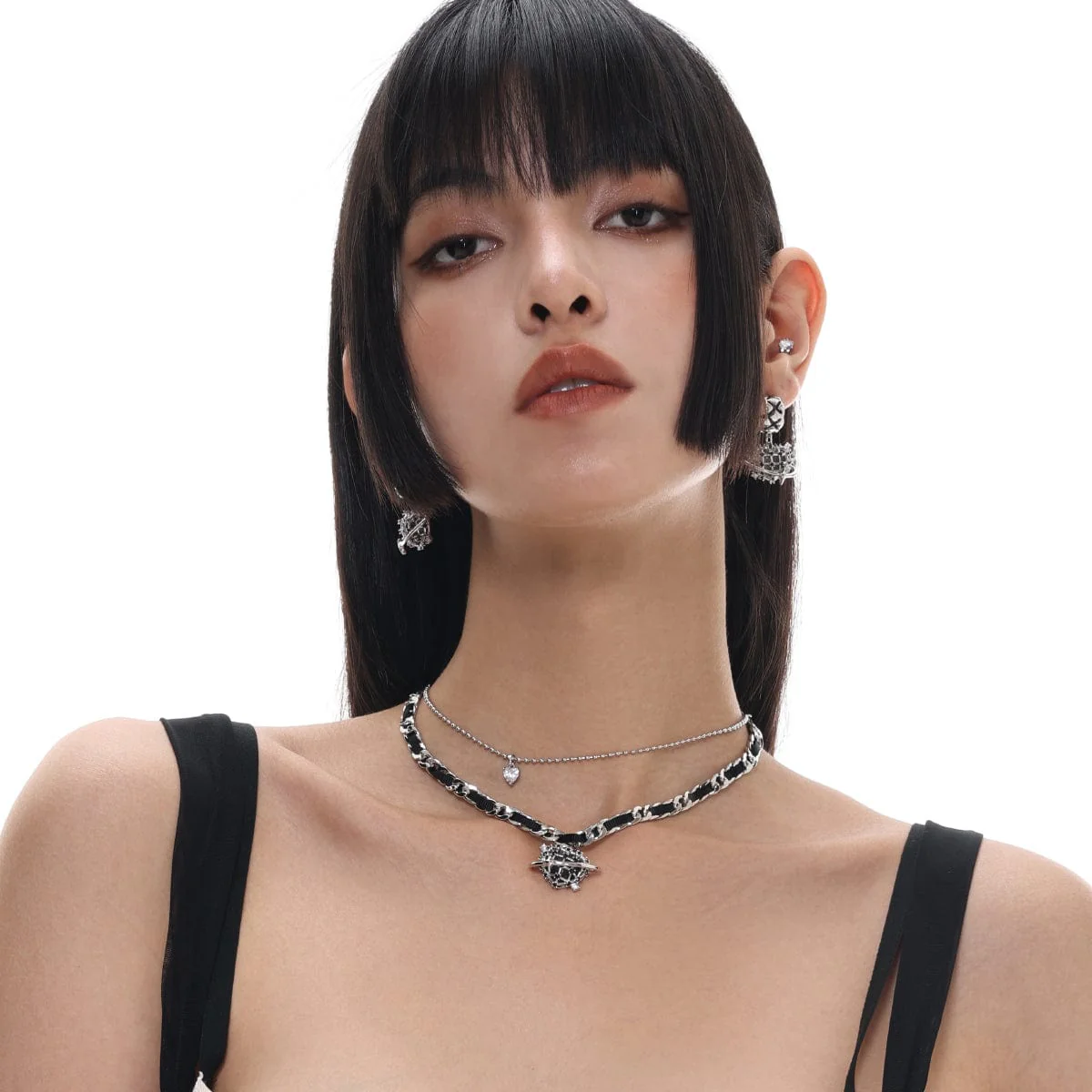 Women's Punk Heart Earrings - Image 4