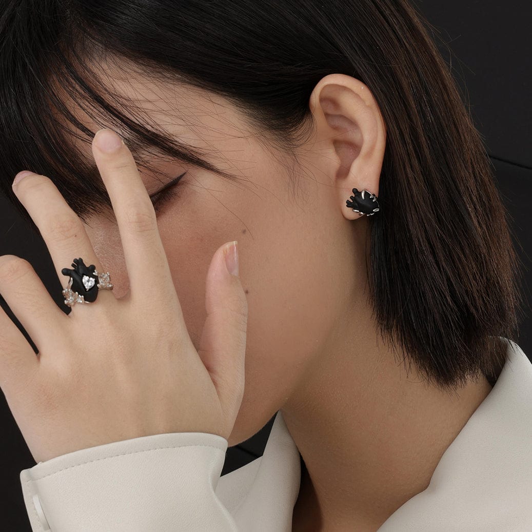 Women's Punk Heart Earrings - Image 4