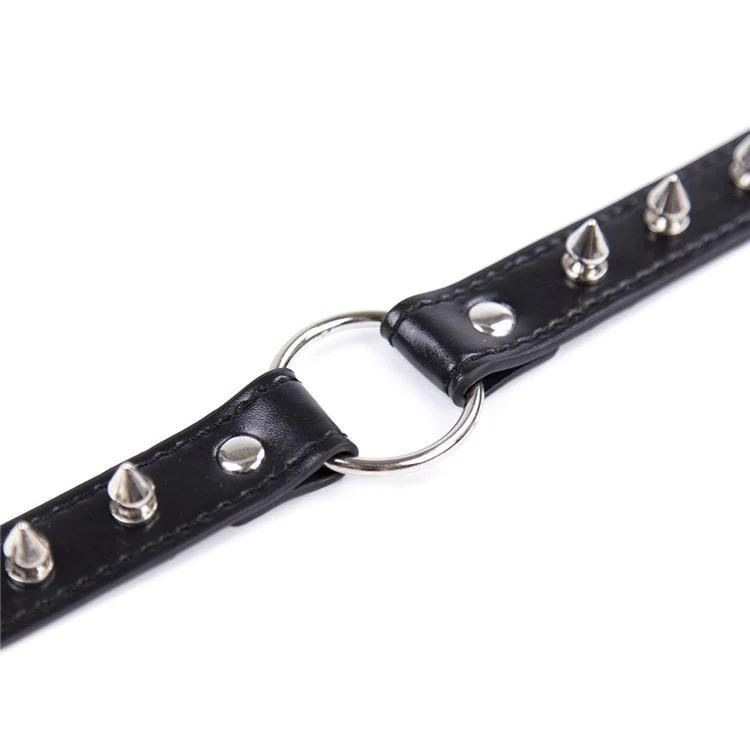 Women's Punk O-ring Choker With Rivet - Image 4