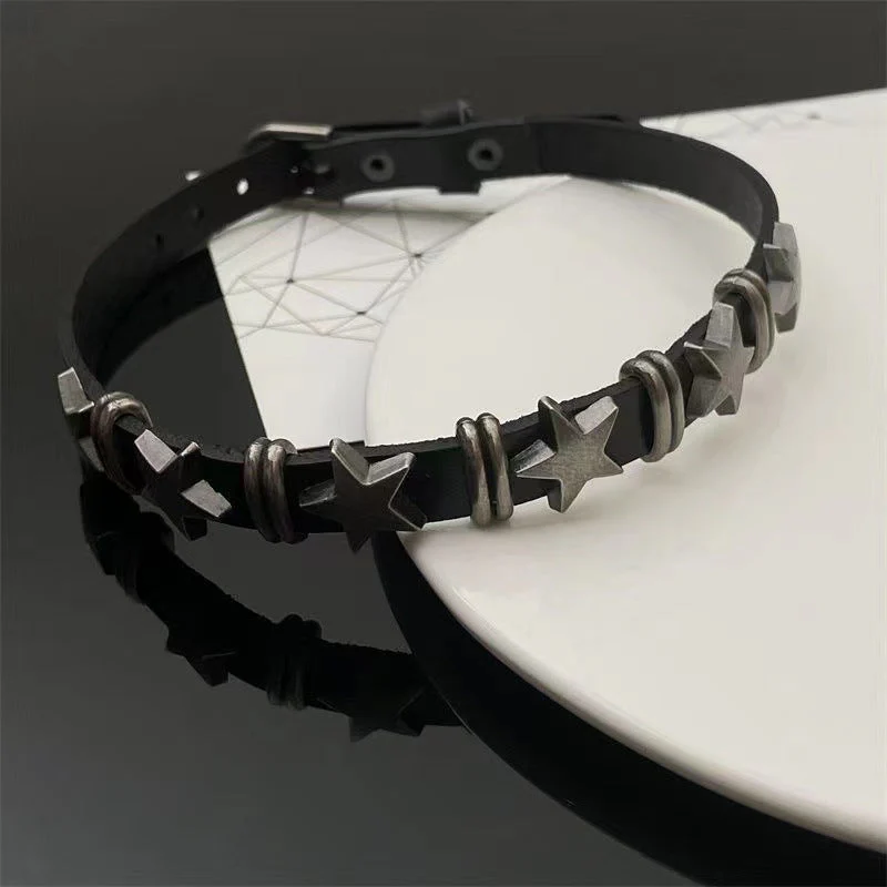 Women's Punk Star Faux Leather Choker - Image 4