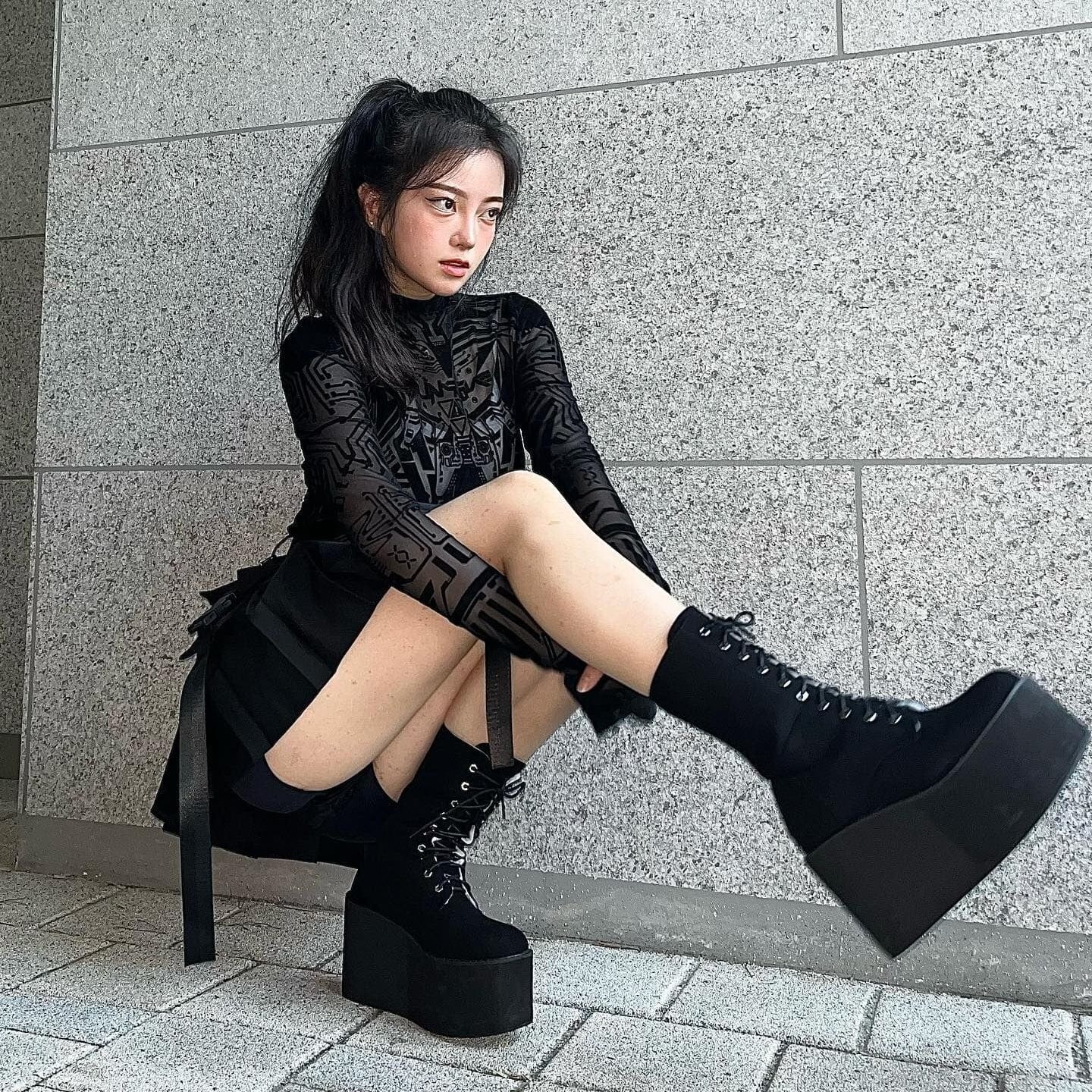 Women's Punk Suede Lace-up Platform Boots - Image 4