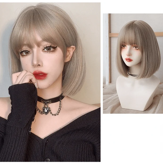 Women's Silky Straight Short Synthetic Hair Wig - Image 3