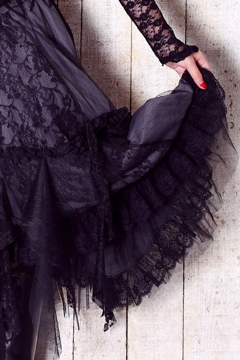 Women's Steampunk Irregular Lace Splice Layered Skirt - Image 16