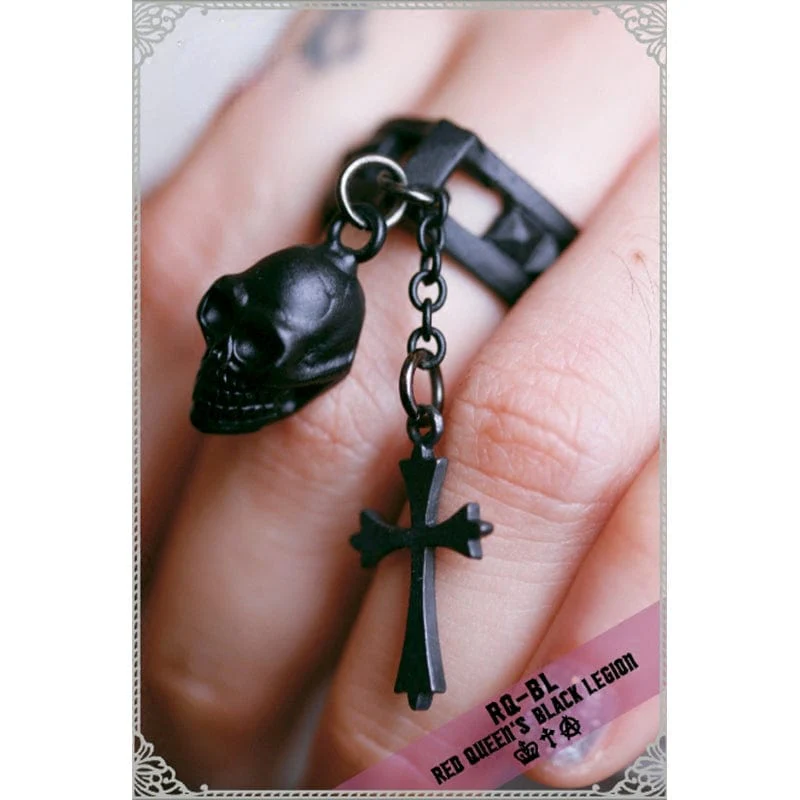 Women's Steampunk Rivets Ring with Skull and Cross - Image 2