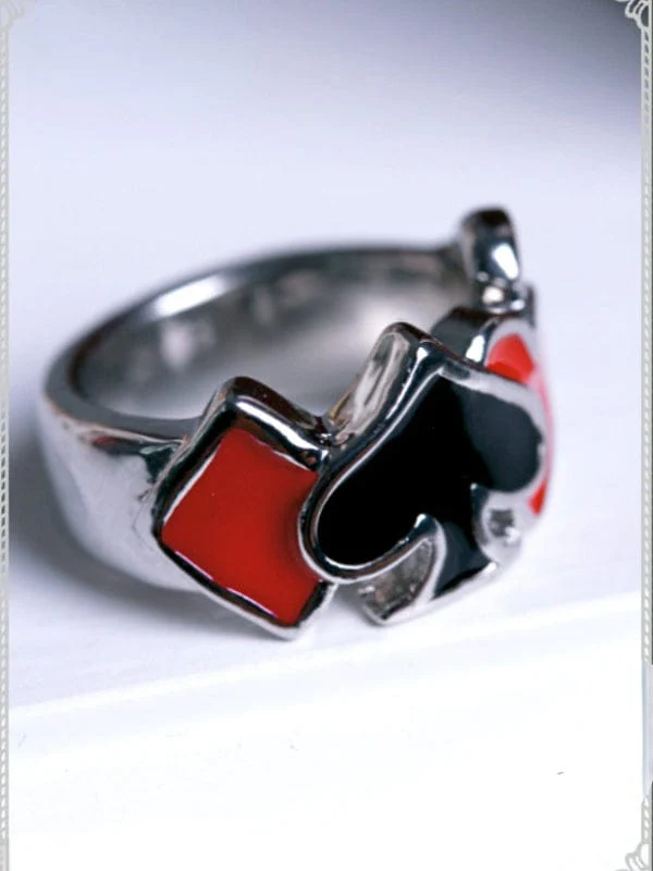Women's Steampunk Spade Heart Ring - Image 3