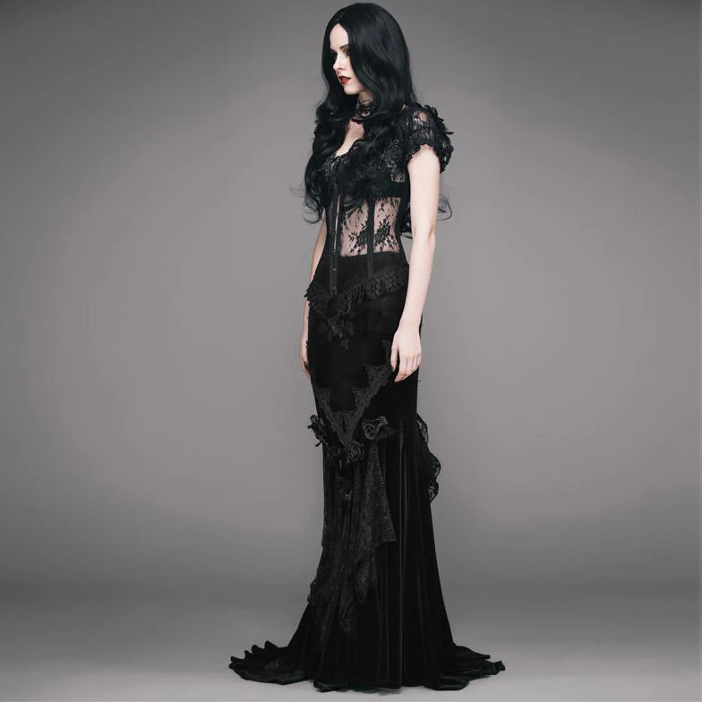 Women's Vintage Goth Skirt With Train - Image 3
